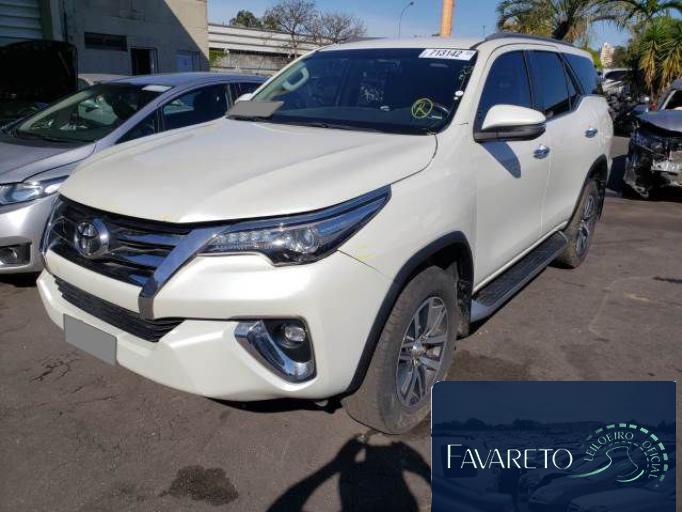 TOYOTA HILUX SW4 20/20