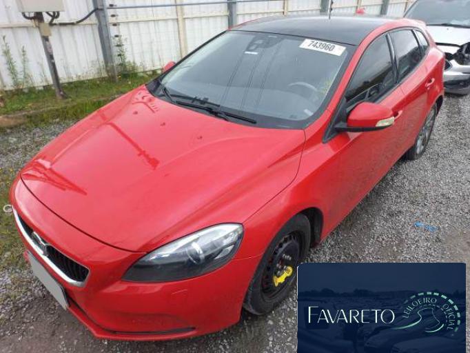 VOLVO V40 13/13 