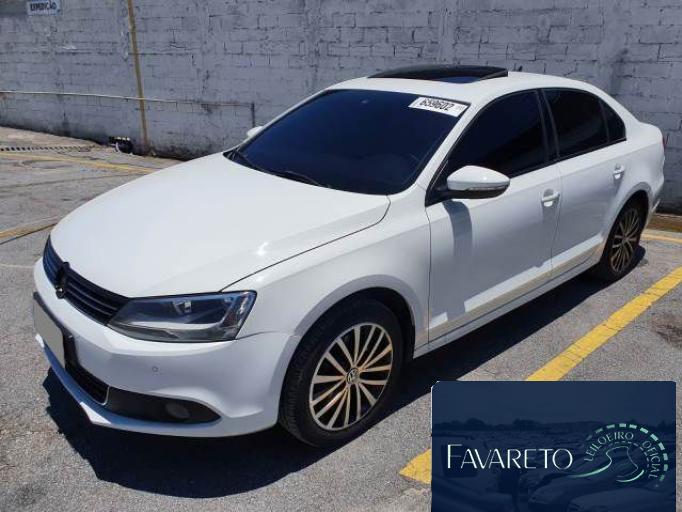 VOLKSWAGEN JETTA 12/13 