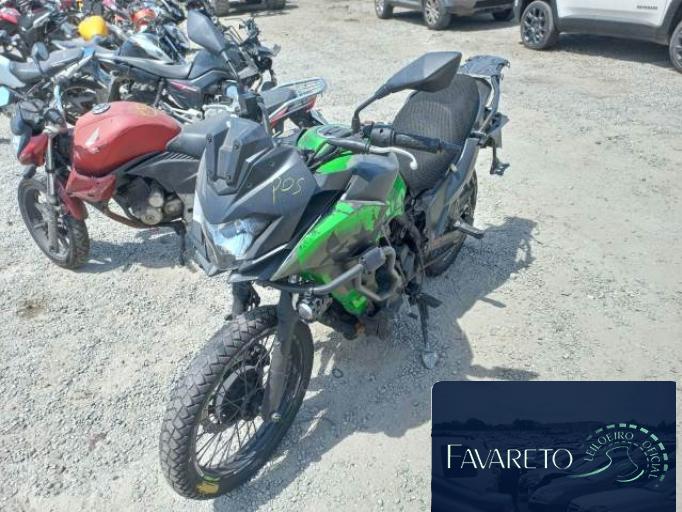 KAWASAKI VERSYS-X 18/18