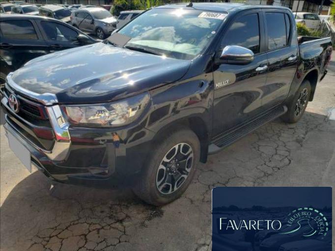 TOYOTA HILUX CD 21/21