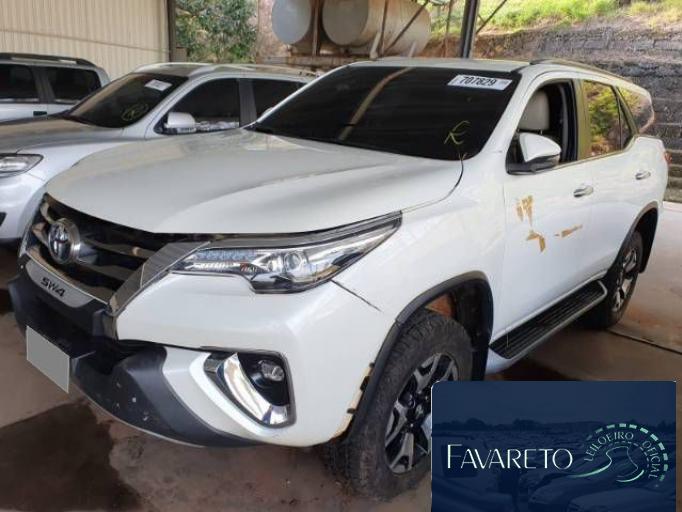 TOYOTA HILUX SW4 19/20