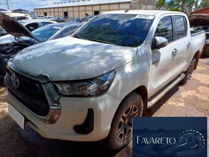 TOYOTA HILUX CD 21/21