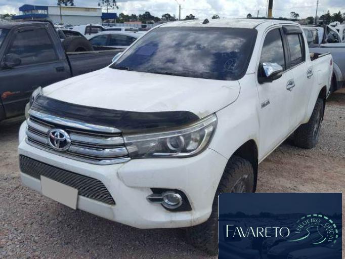 TOYOTA HILUX CD 16/16