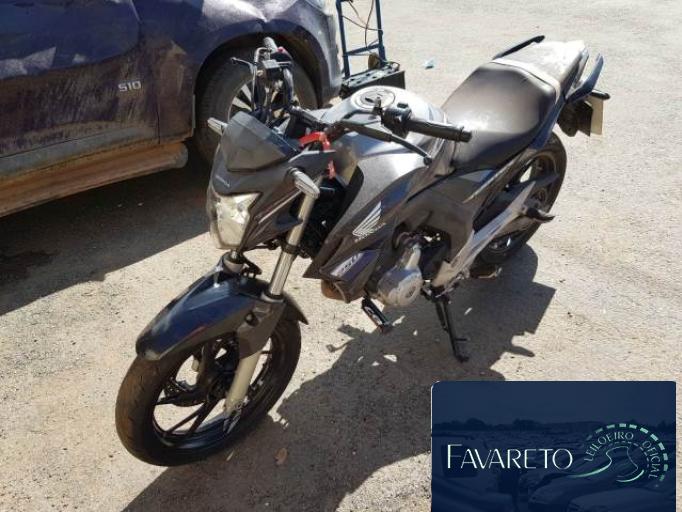 HONDA CB 250 F 20/20