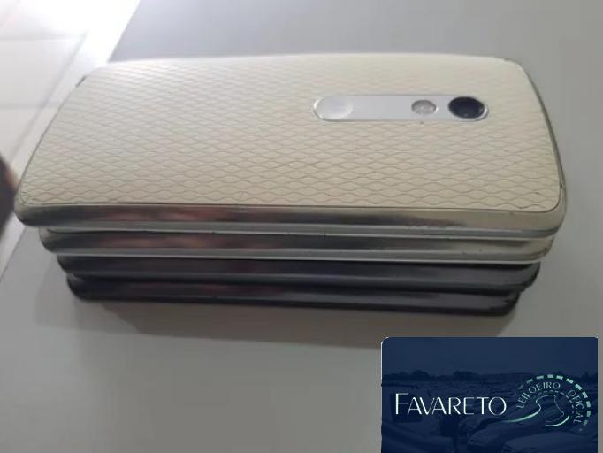 5 Celular  Motorola  X